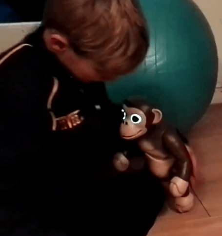 zoomer-chimp-review-copyright-trotse-moeders-2